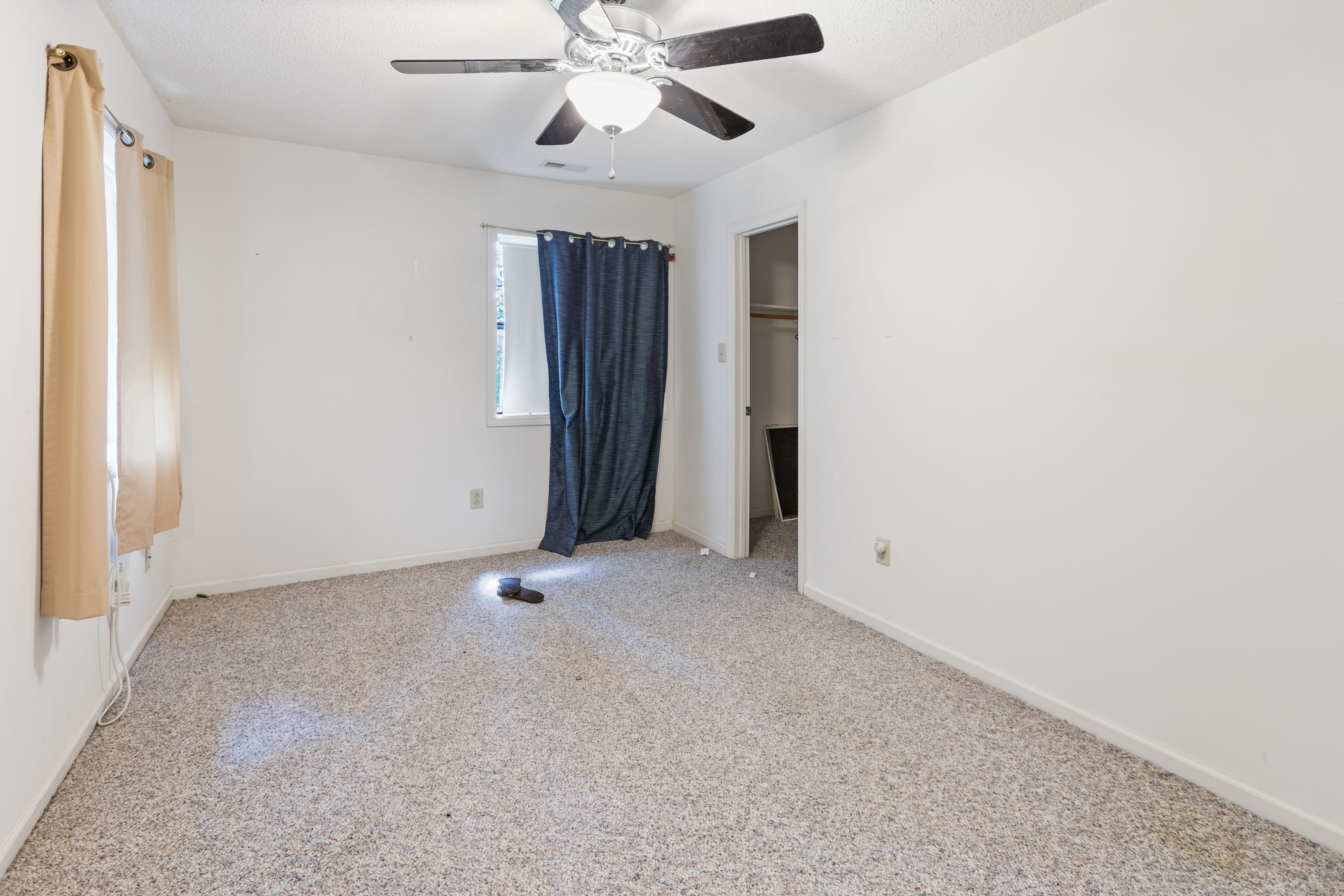 Bedroom — largely empty, walk-in closet, Swansboro NC